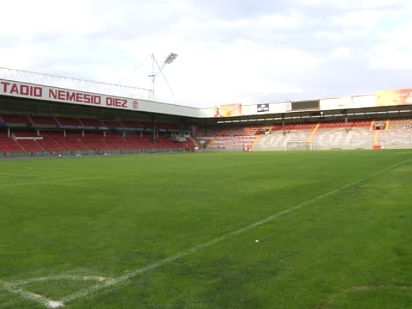 Estadio Nemesio Díez main image